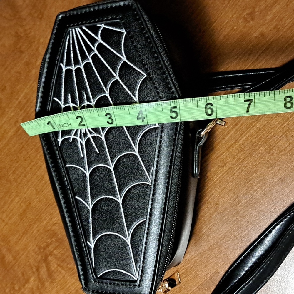 Halloween Coffin purse - Picture 5 of 8